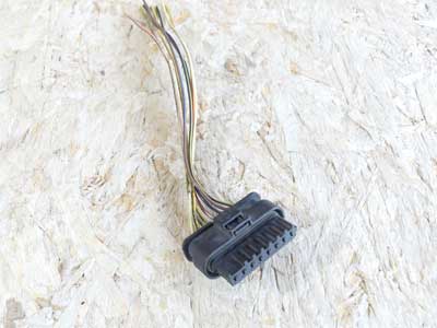 Mercedes Black 8 Pin 8 Wire Connector 0465458128